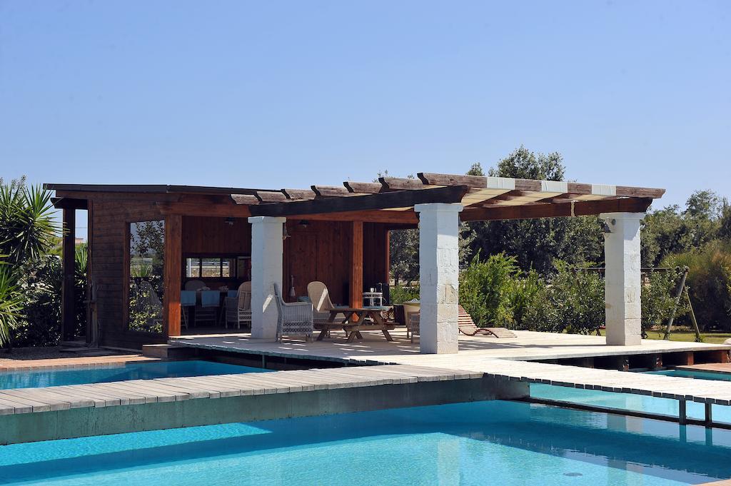 Villa Carcano Trani Exterior foto